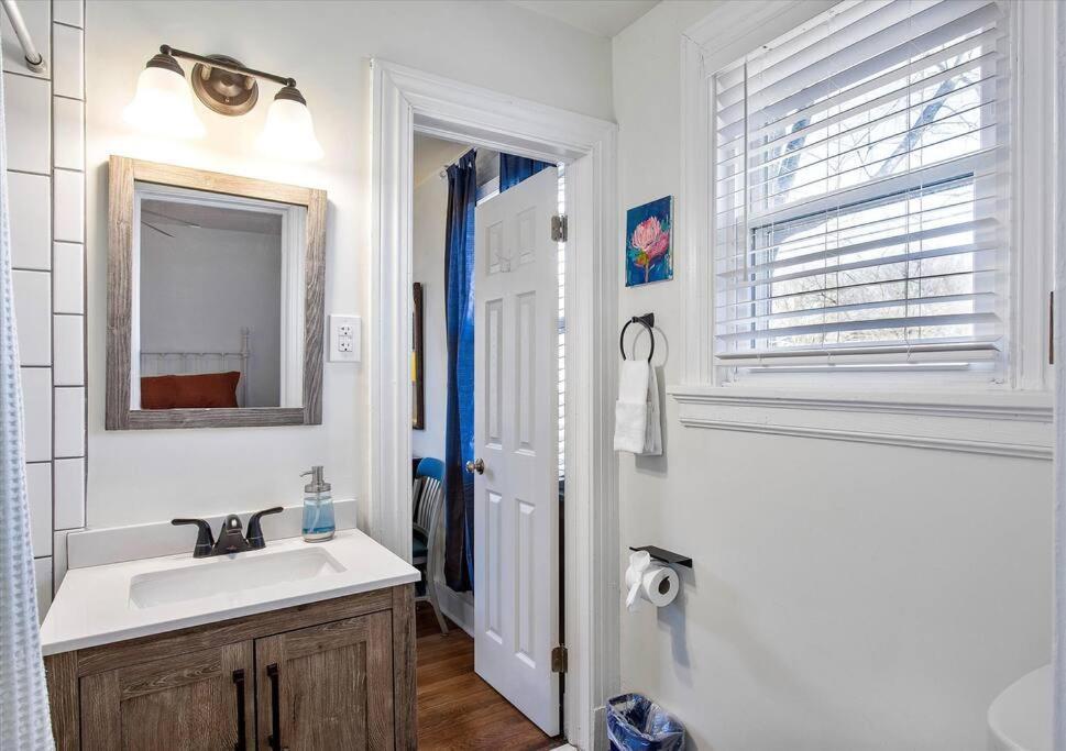 Private House Mins To Maymont Park, Trails & Vcu! Richmond Eksteriør billede